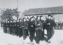 射击代表队打靶归来