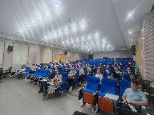 迎新聚力，共谱新篇-数学教研组2025-2026学年第一学期开学工作会议